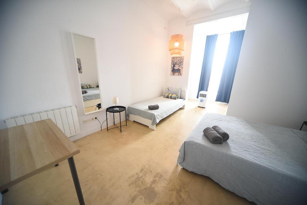 Nice Room Close To Sagrada Familia บาร์เซโลนา ภายนอก รูปภาพ